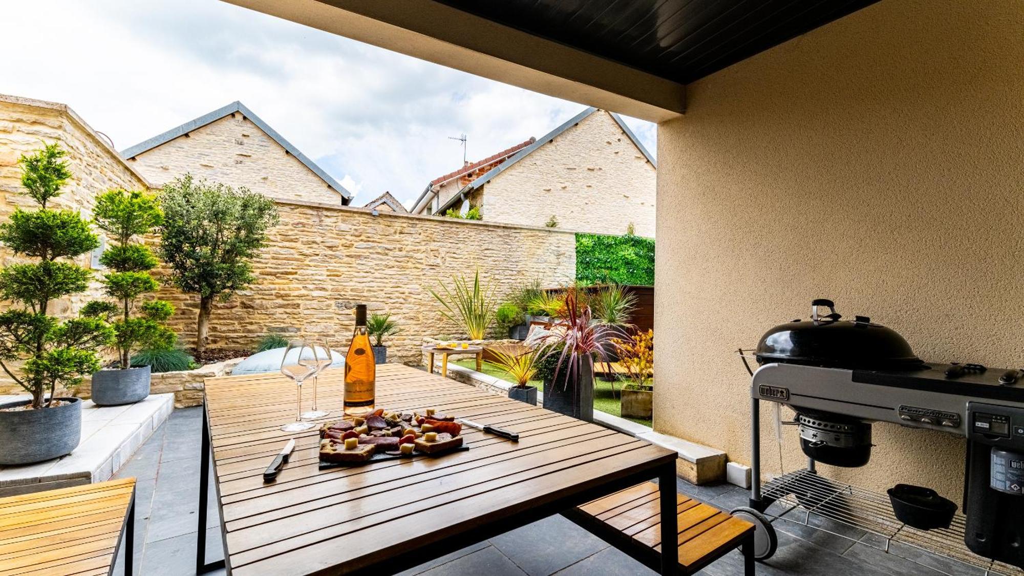La Maison D'Ernest - Climatisee - Circuit Dijon Prenois Bagian luar foto
